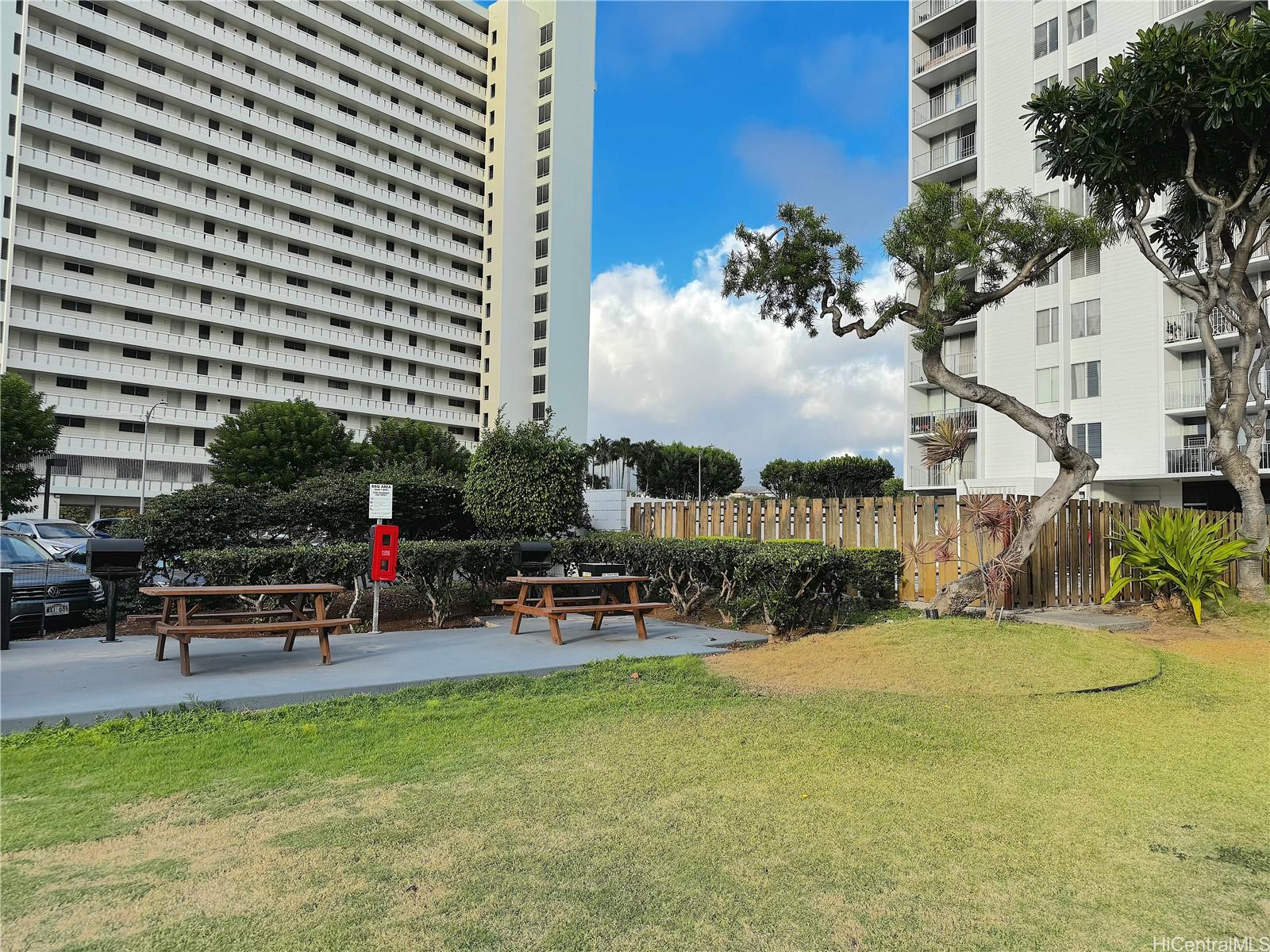 Greenwood condo # 406, Honolulu, Hawaii - photo 20 of 25