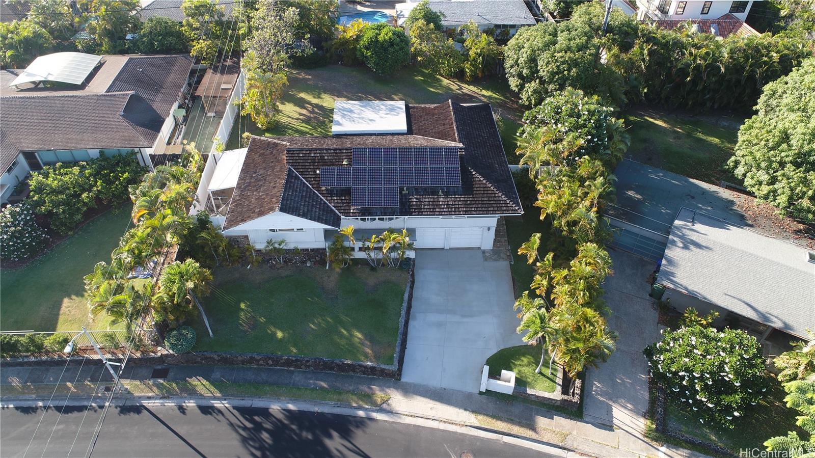 1129  Koloa Street Kahala Area, Diamond Head home - photo 22 of 25