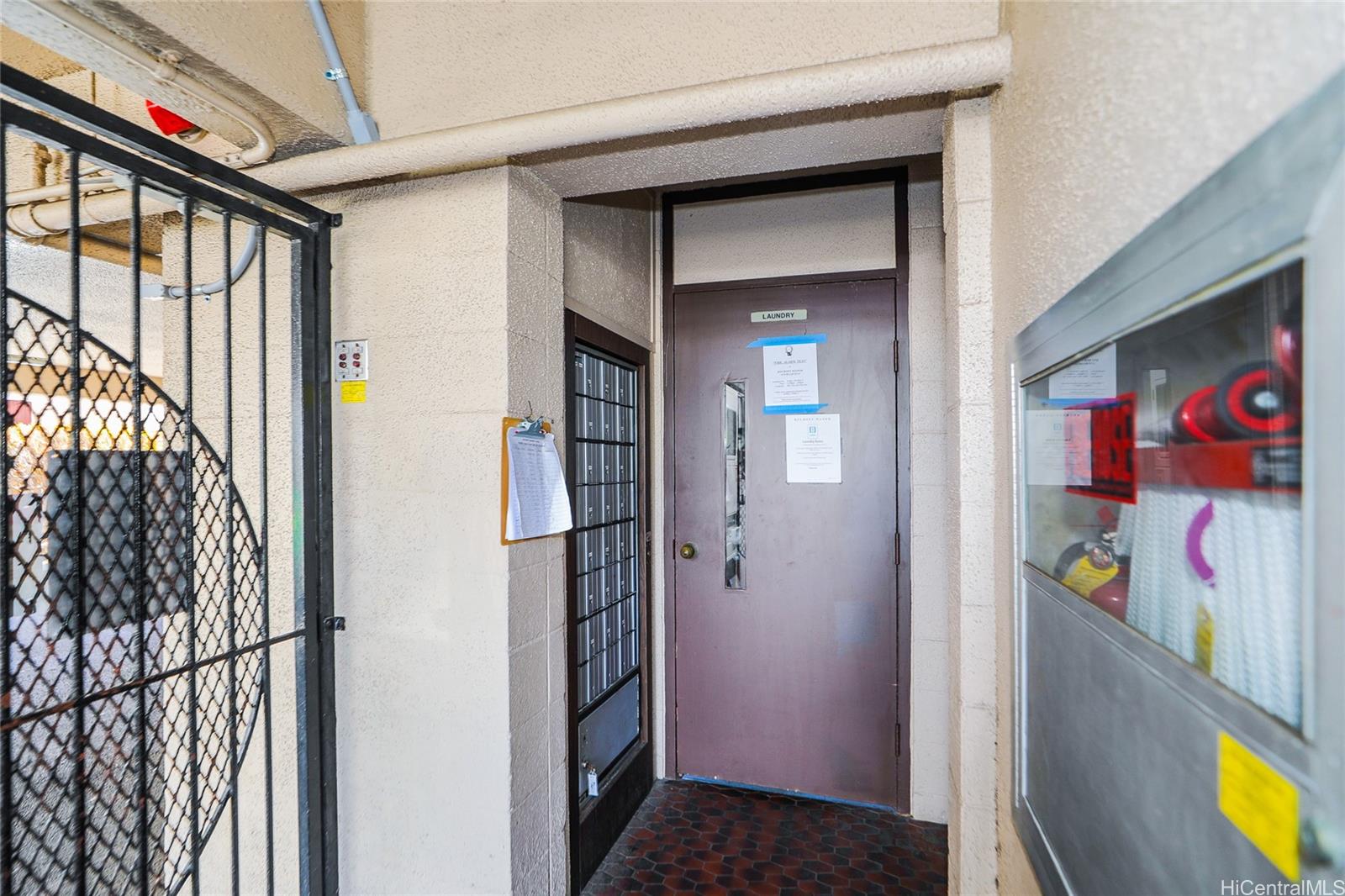 Rycroft Manor condo # 405, Honolulu, Hawaii - photo 24 of 24