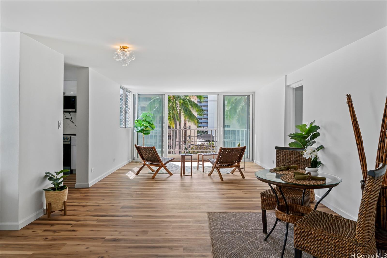 Makiki Manor condo # 301, Honolulu, Hawaii - photo 3 of 20