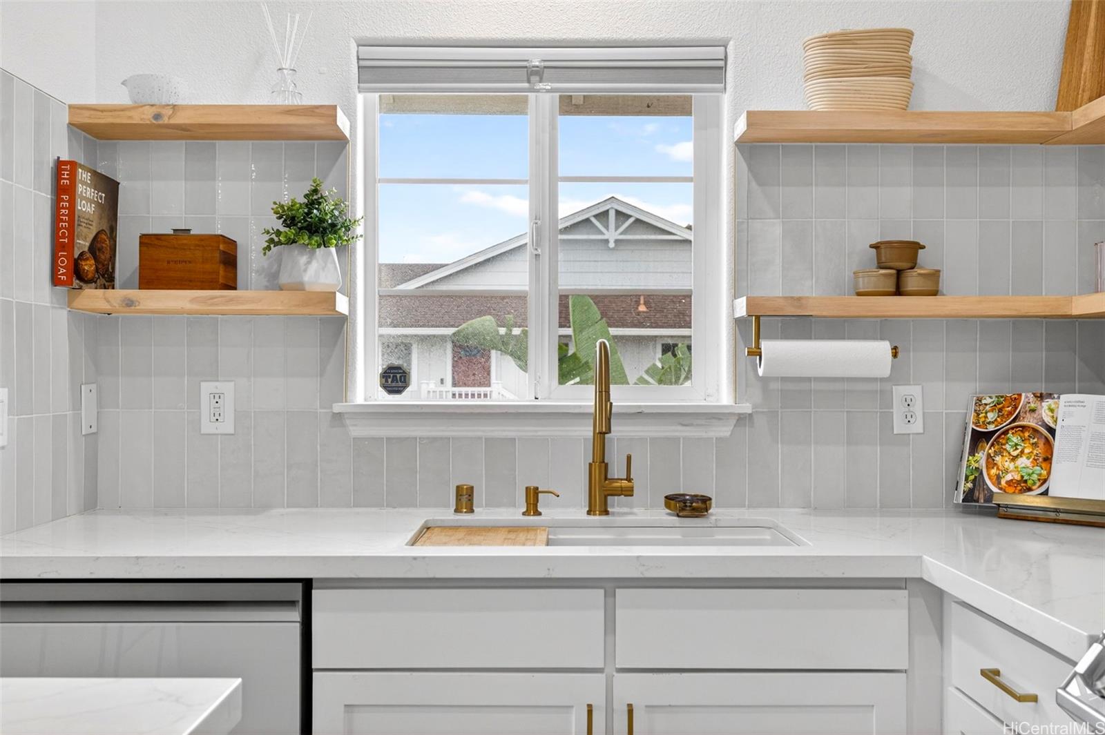 1131 Kakala Street townhouse # 1302, Kapolei, Hawaii - photo 11 of 25