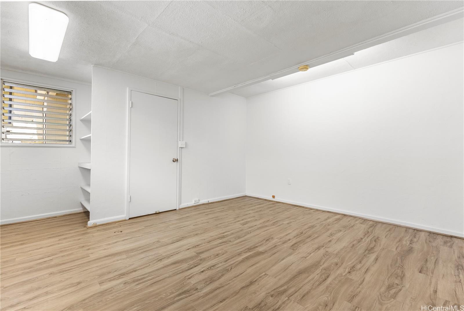 1133  Hui St Keolu Hills, Kailua home - photo 13 of 25