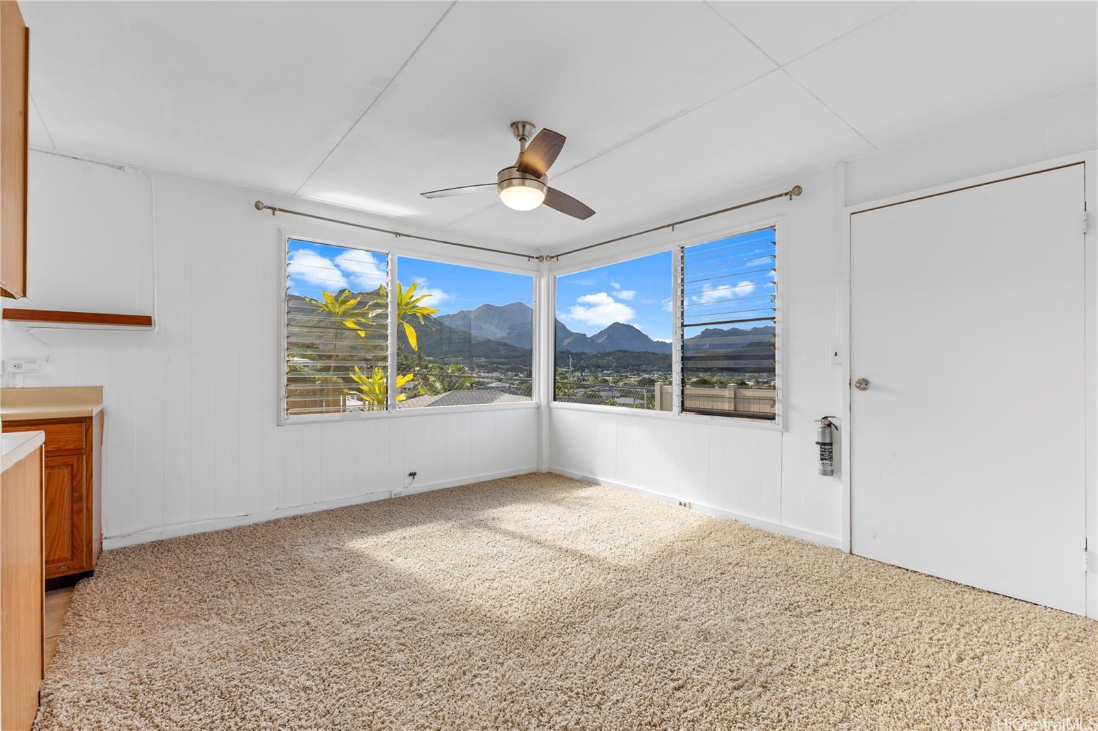 1133  Hui St Keolu Hills, Kailua home - photo 20 of 25