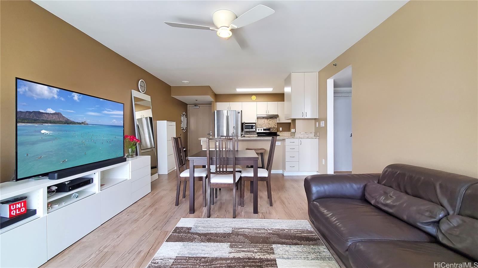 1133 Waimanu 1702, 1133 Waimanu Street, Honolulu Kakaako condo Sold