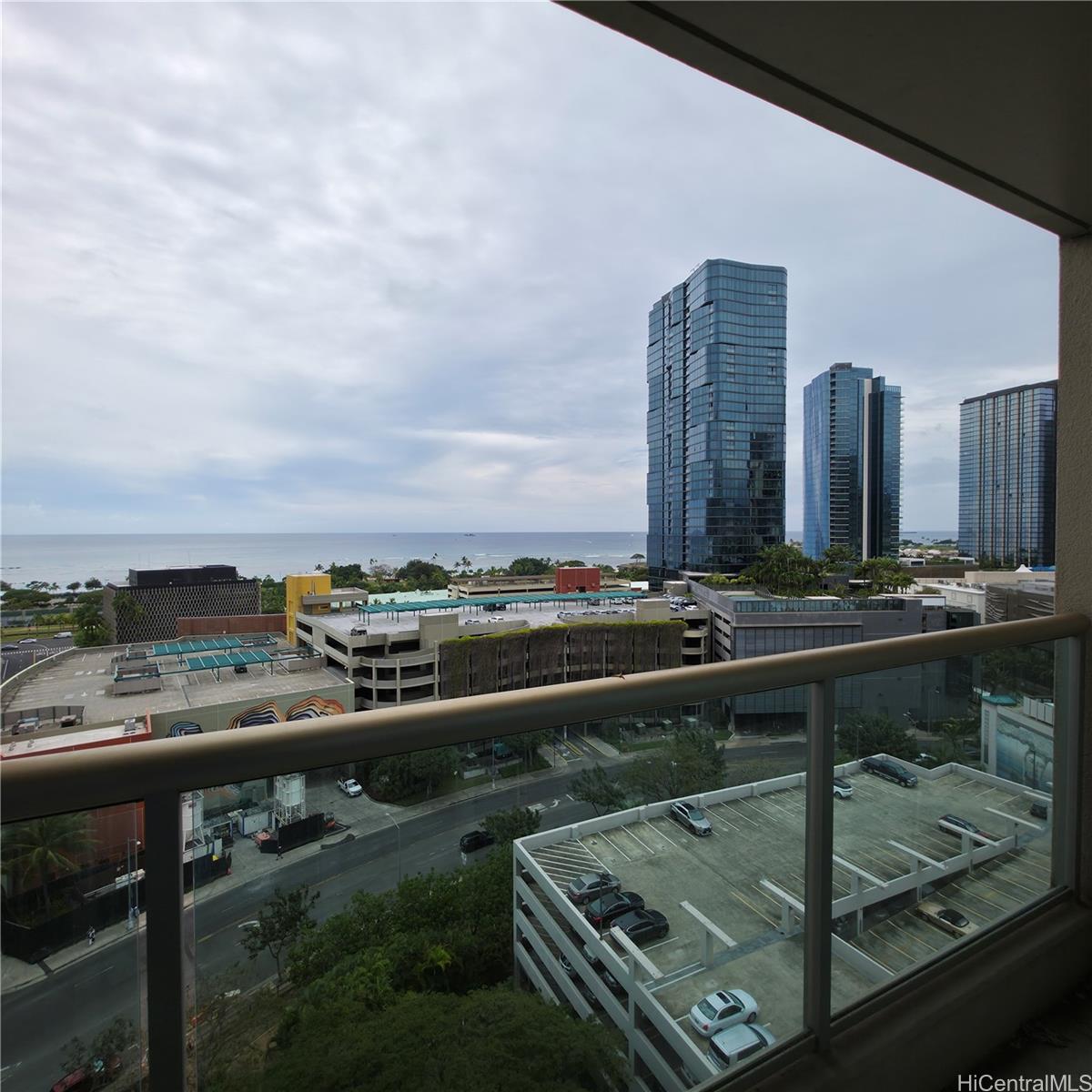 1133 Waimanu St Honolulu - Rental - photo 6 of 21