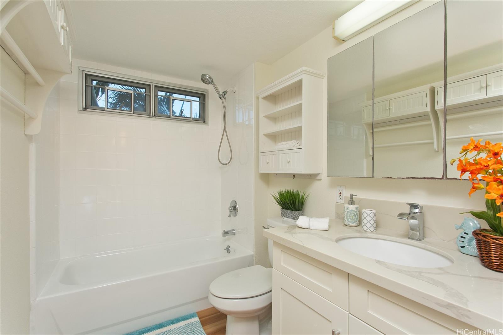 1133 Waimanu condo # 201, Honolulu, Hawaii - photo 8 of 17