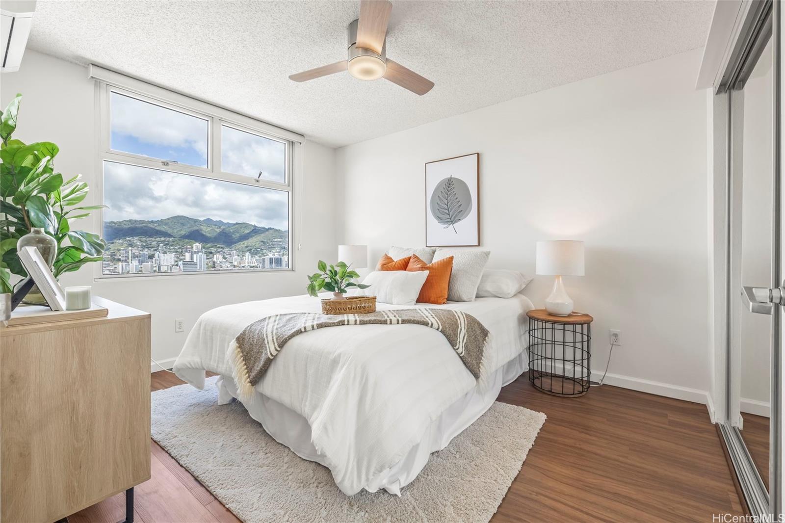1133 Waimanu condo # 2503, Honolulu, Hawaii - photo 15 of 25