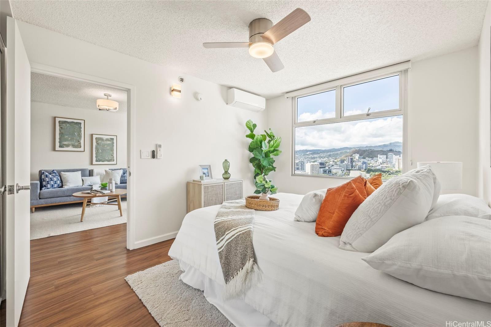 1133 Waimanu condo # 2503, Honolulu, Hawaii - photo 17 of 25