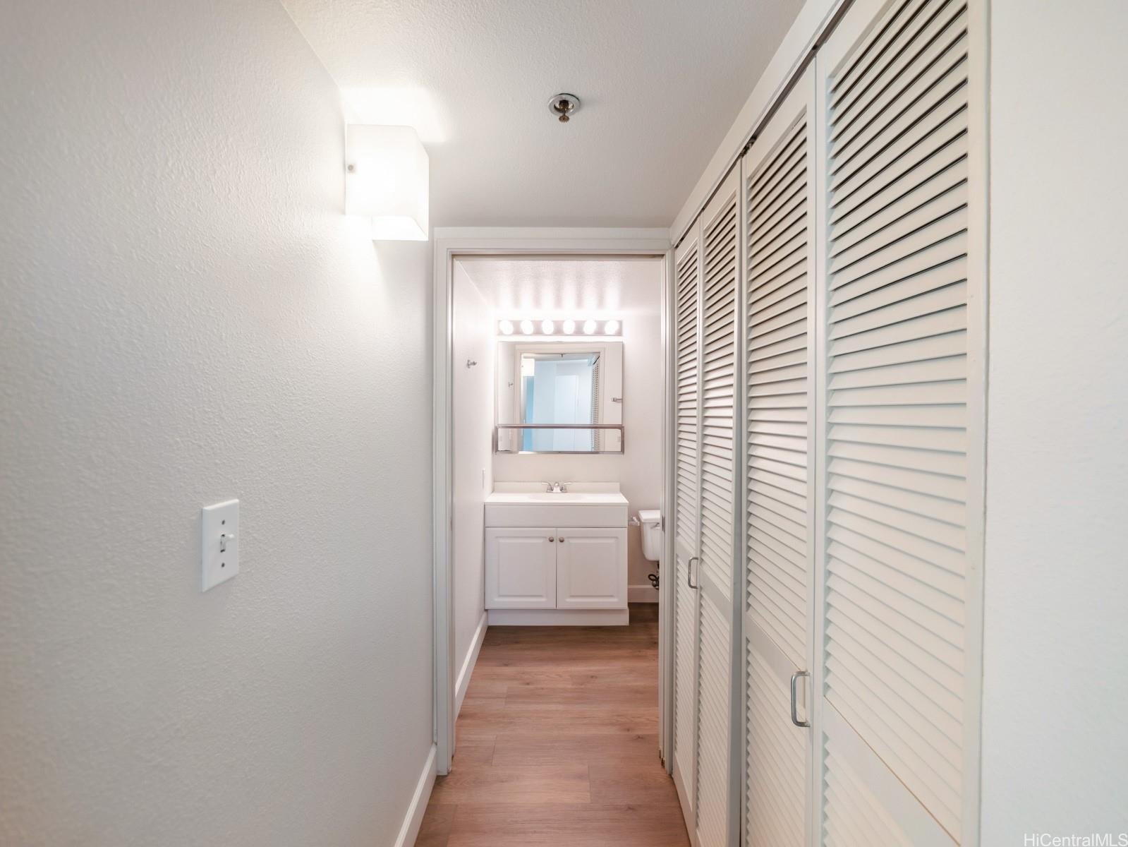 1133 Waimanu condo # 508, Honolulu, Hawaii - photo 13 of 23