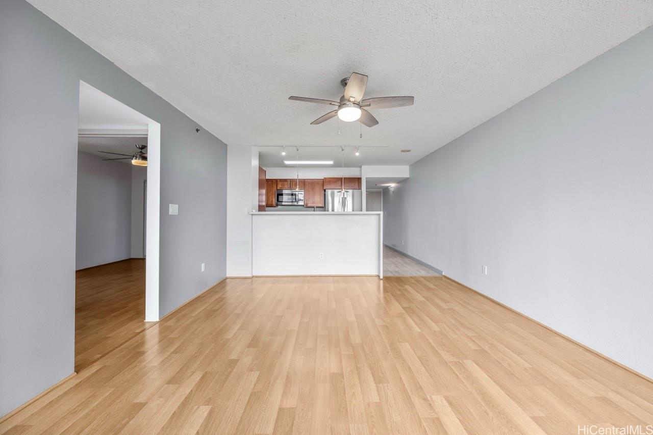 1133 Waimanu condo # 804, Honolulu, Hawaii - photo 10 of 18