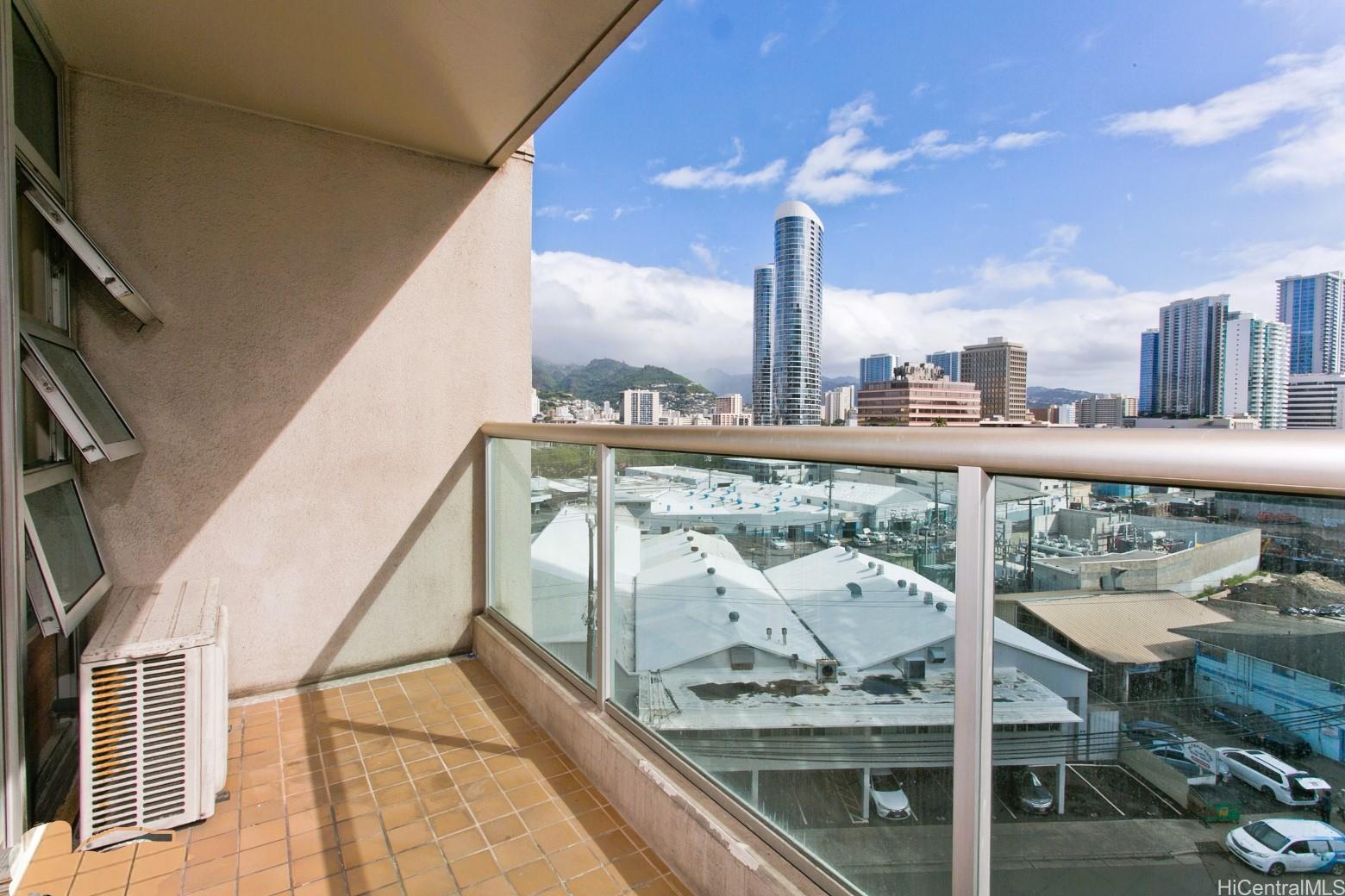 1133 Waimanu condo # 809, Honolulu, Hawaii - photo 15 of 18