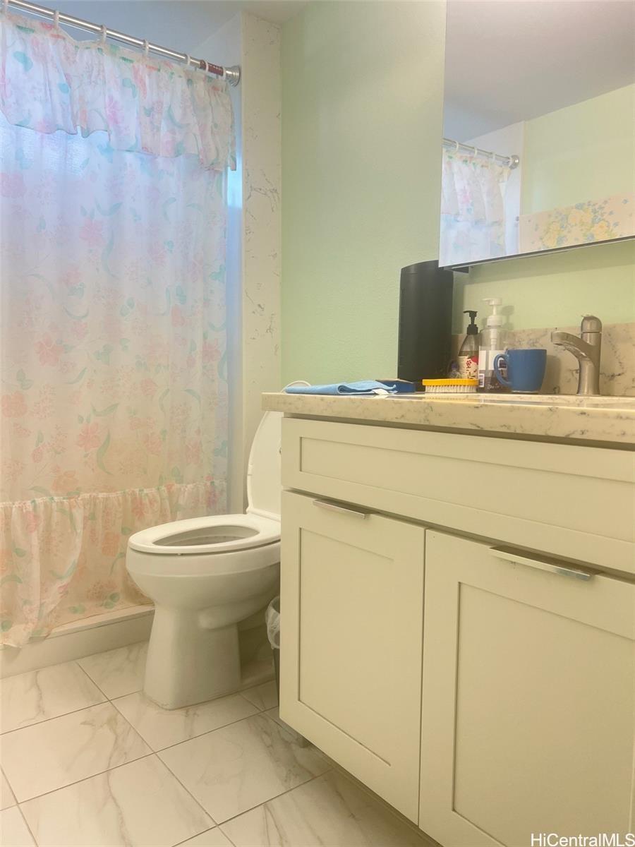 1133 Waimanu condo # 911, Honolulu, Hawaii - photo 3 of 5