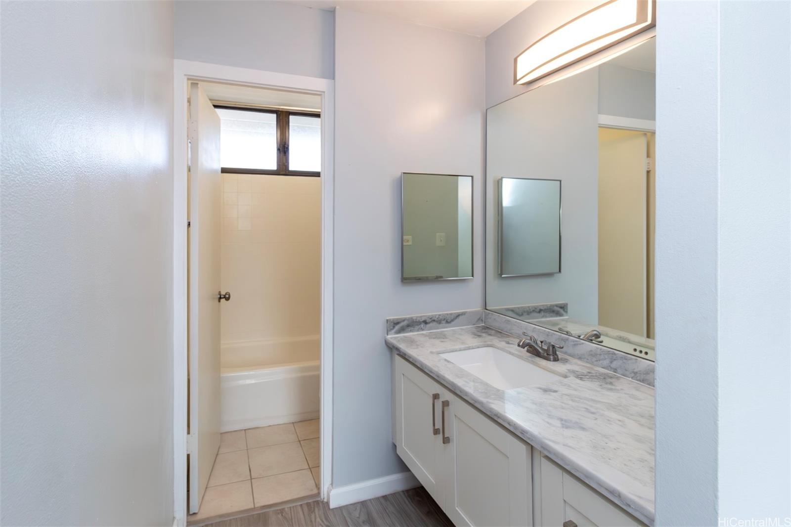 1134 Kinau Street Honolulu - Rental - photo 5 of 13