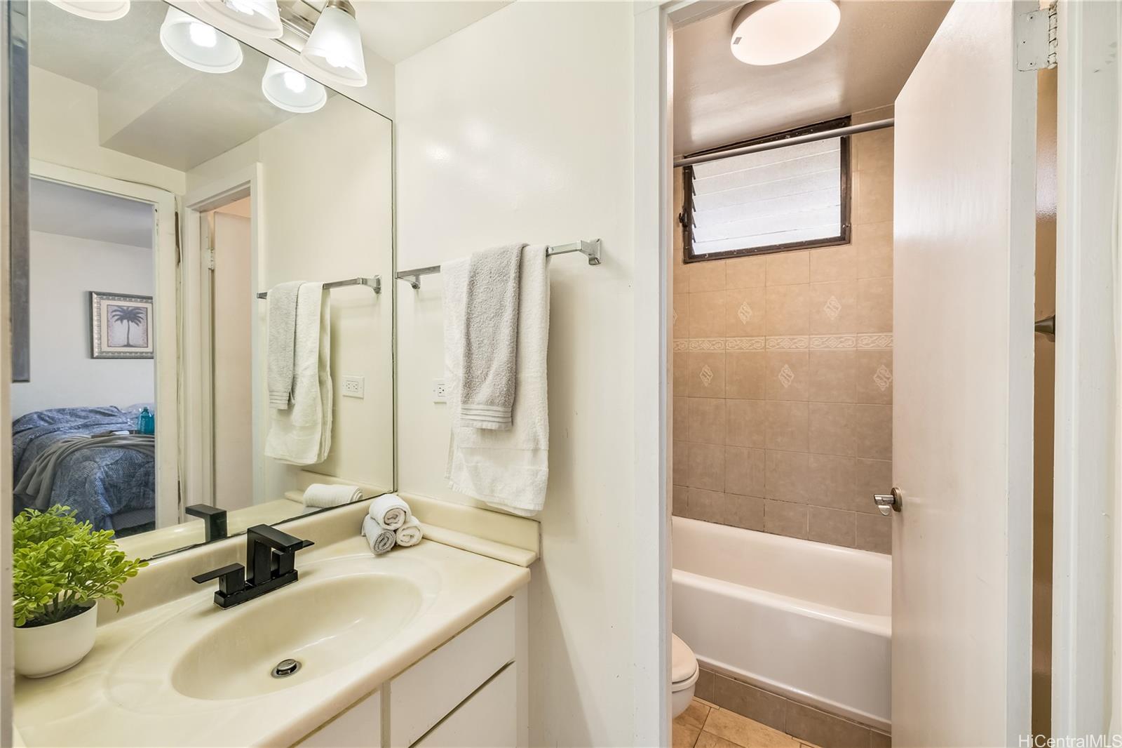 1134 Kinau condo # 801, Honolulu, Hawaii - photo 17 of 25