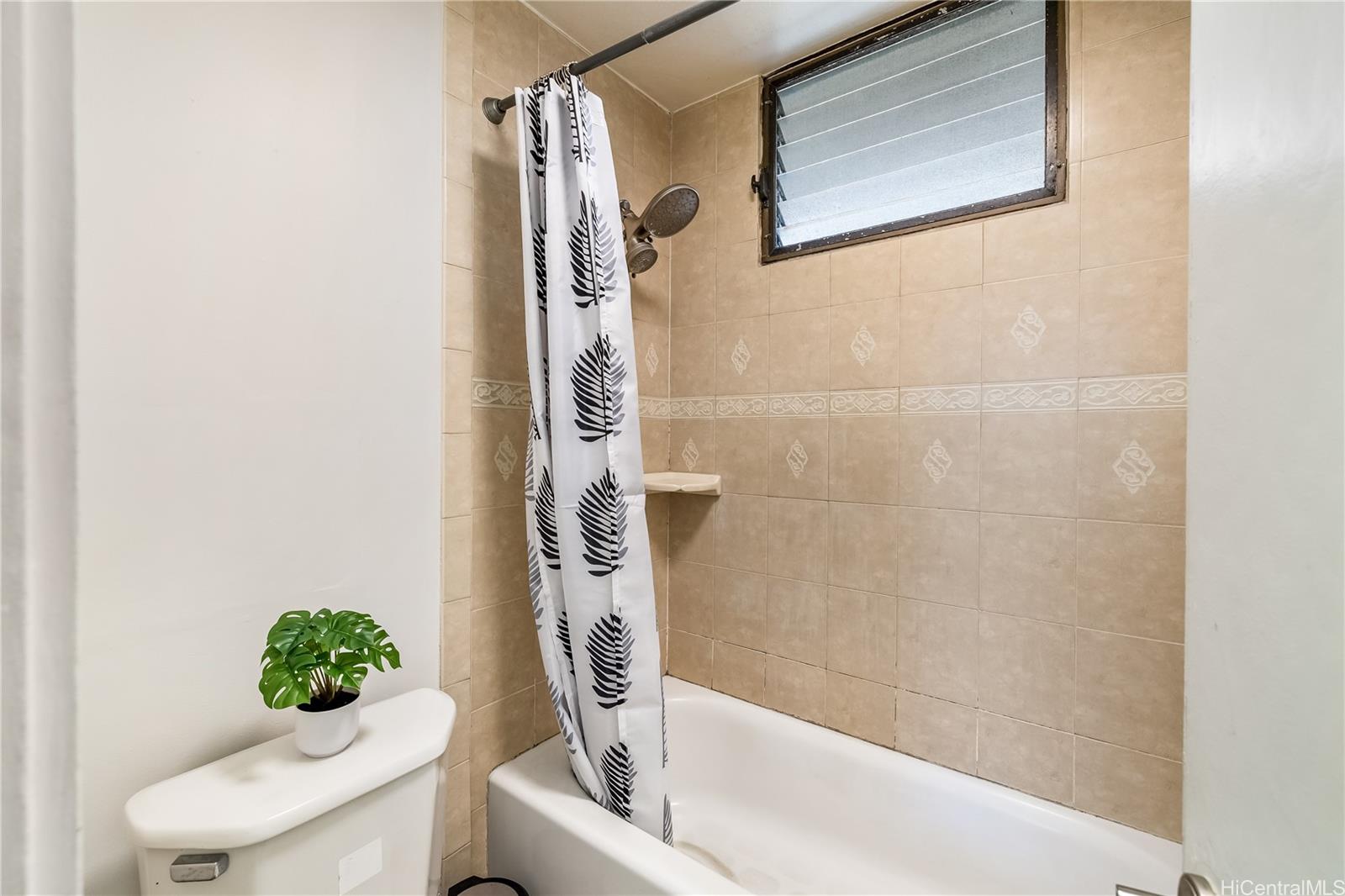 1134 Kinau condo # 801, Honolulu, Hawaii - photo 18 of 25