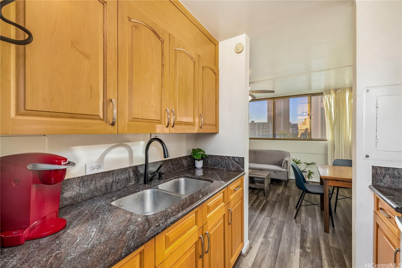 1134 Kinau condo # 801, Honolulu, Hawaii - photo 8 of 25