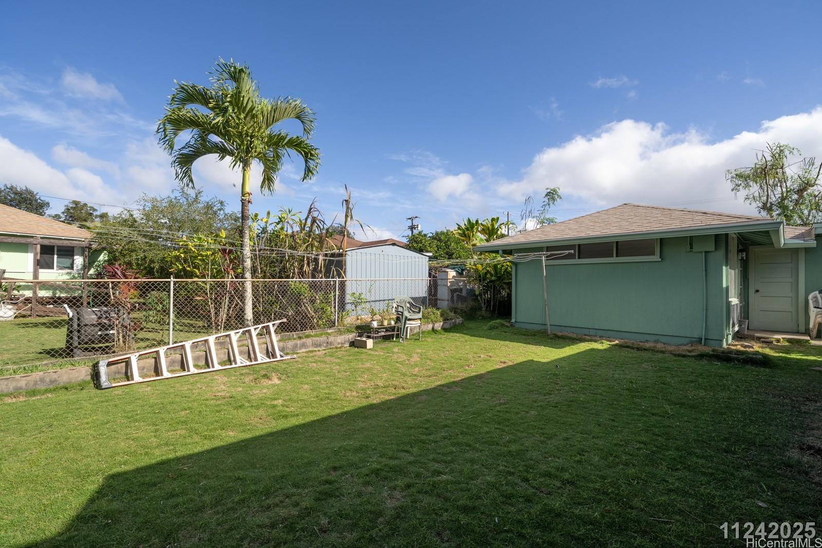 1136 Club Drive Wahiawa - Rental - photo 2 of 15