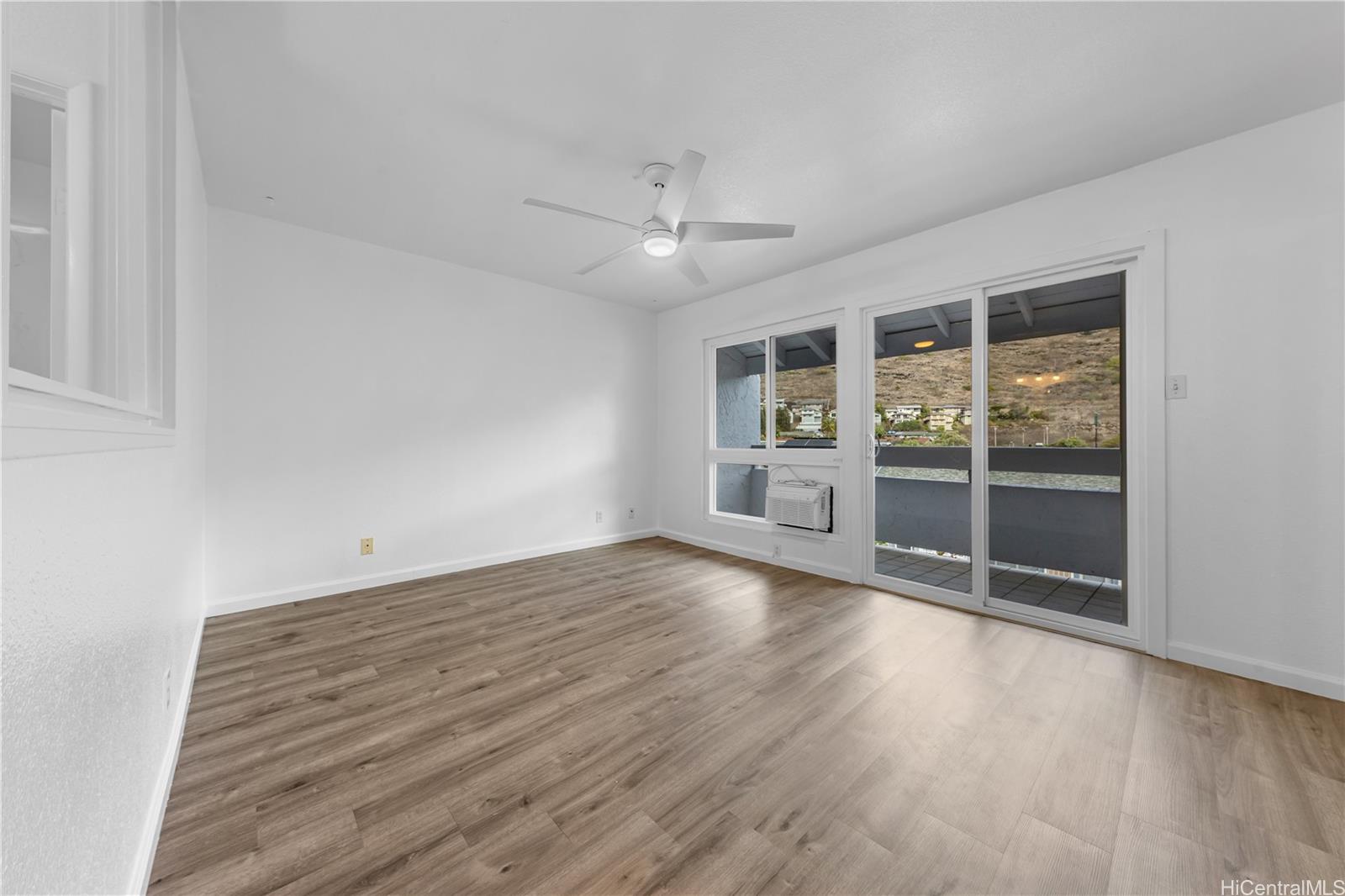 1136 Kumukumu Street townhouse # D, Honolulu, Hawaii - photo 13 of 25