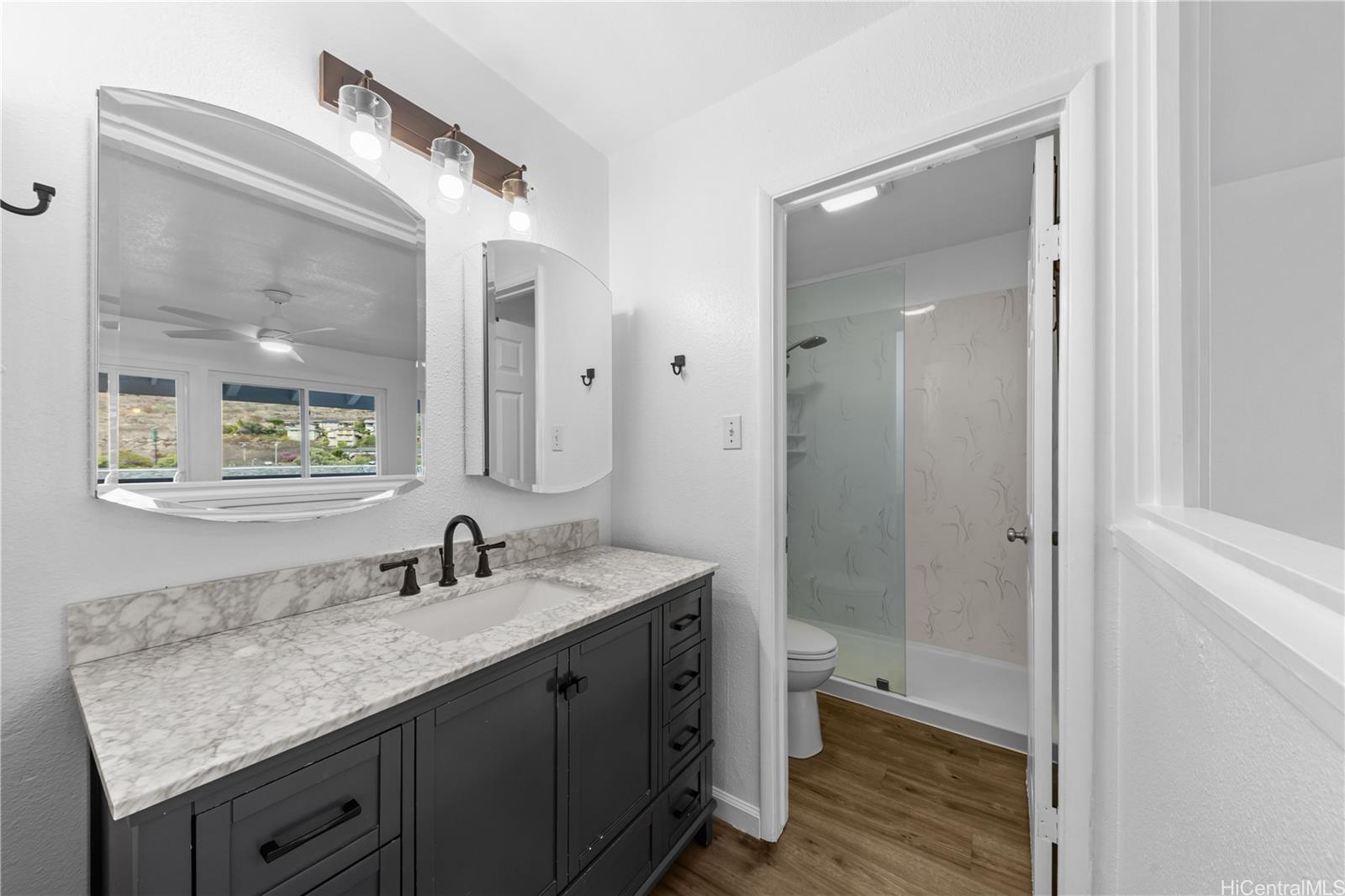 1136 Kumukumu Street townhouse # D, Honolulu, Hawaii - photo 11 of 25