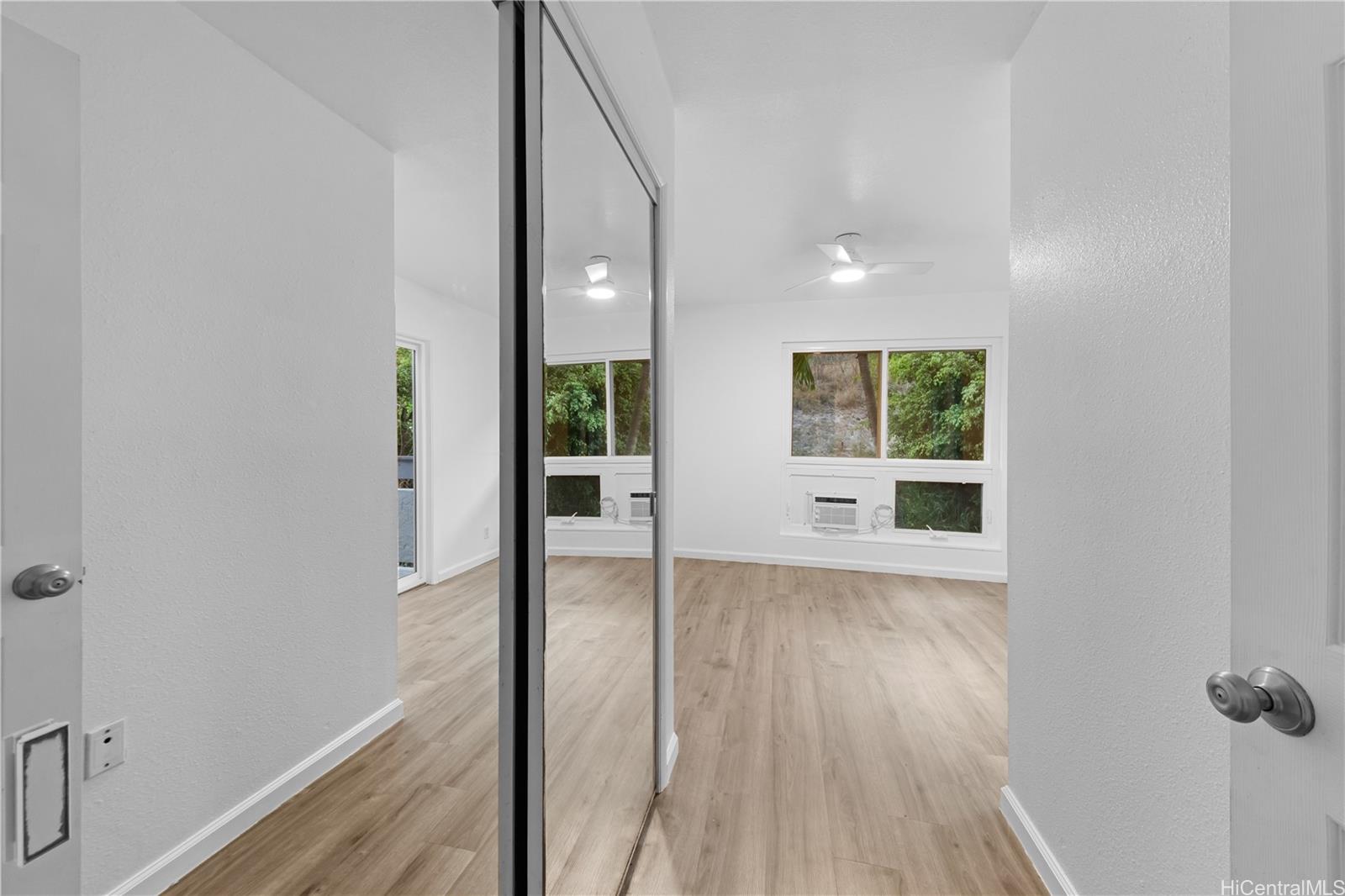 1136 Kumukumu Street townhouse # D, Honolulu, Hawaii - photo 14 of 25