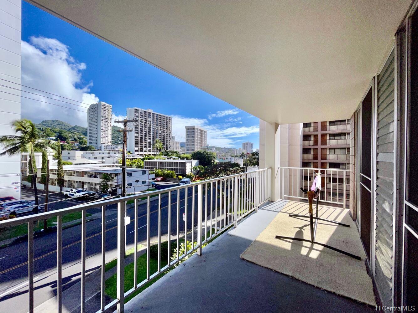 Wilder Terrace condo # 501, Honolulu, Hawaii - photo 11 of 24
