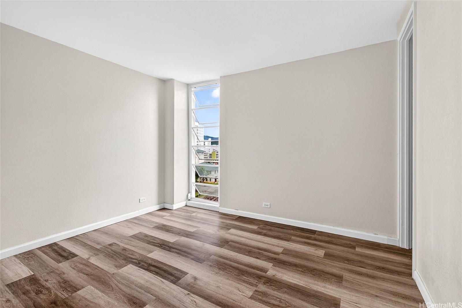 Wilder Terrace condo # 801, Honolulu, Hawaii - photo 16 of 21