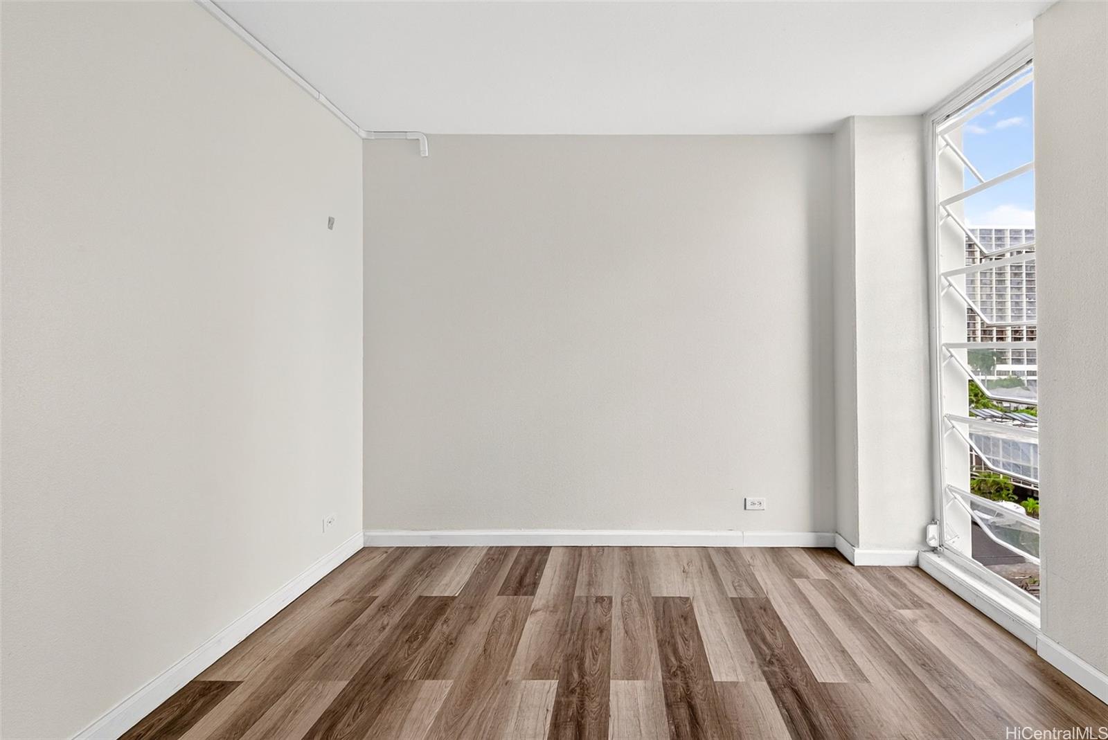 Wilder Terrace condo # 801, Honolulu, Hawaii - photo 19 of 21