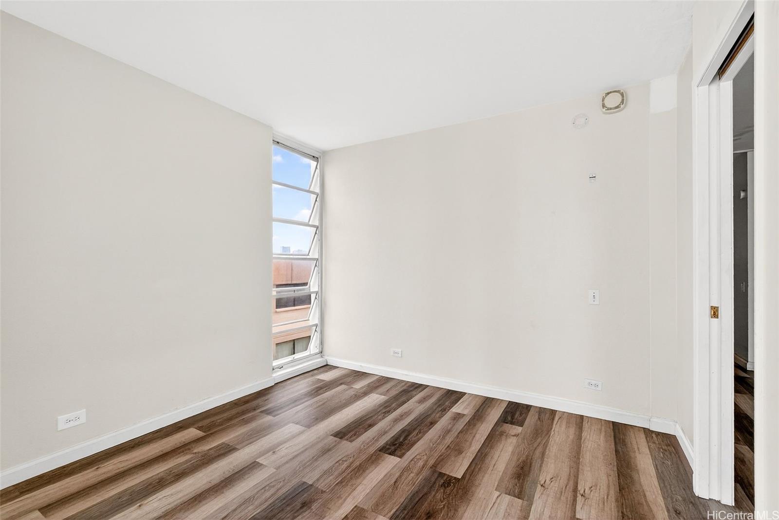 Wilder Terrace condo # 801, Honolulu, Hawaii - photo 10 of 21