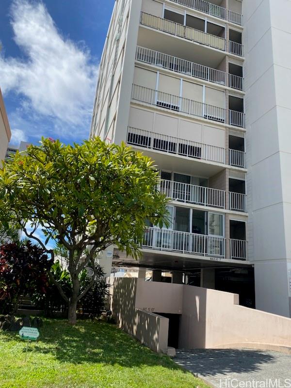 Wilder Terrace condo # 803, Honolulu, Hawaii - photo 2 of 12