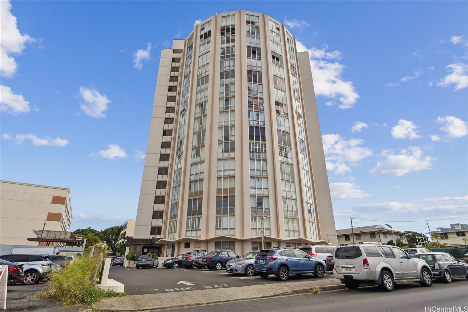 KAIMUKI JADE condo # 402, Honolulu, Hawaii - photo 2 of 23