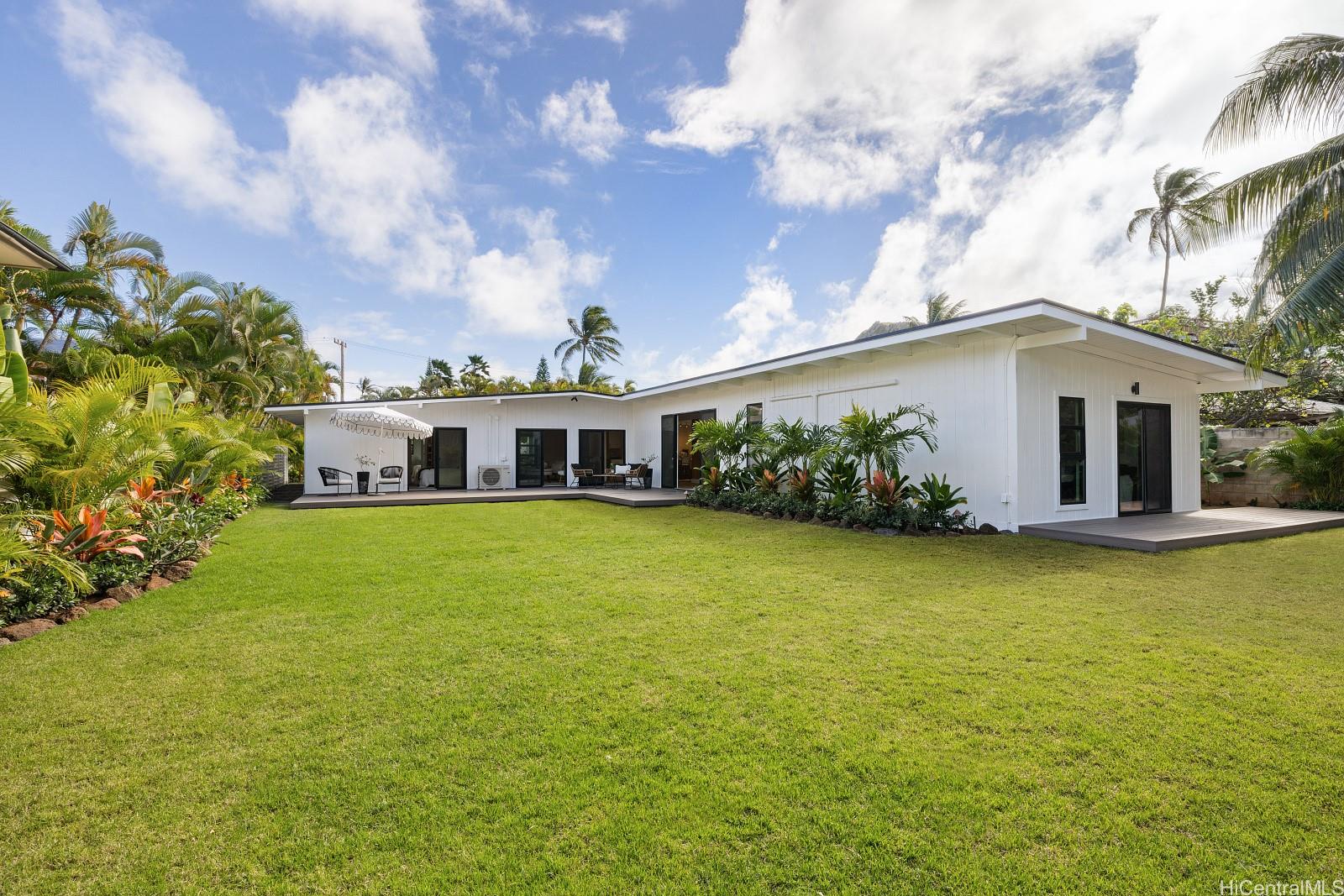 114  Kaelepulu Drive Lanikai, Kailua home - photo 21 of 25