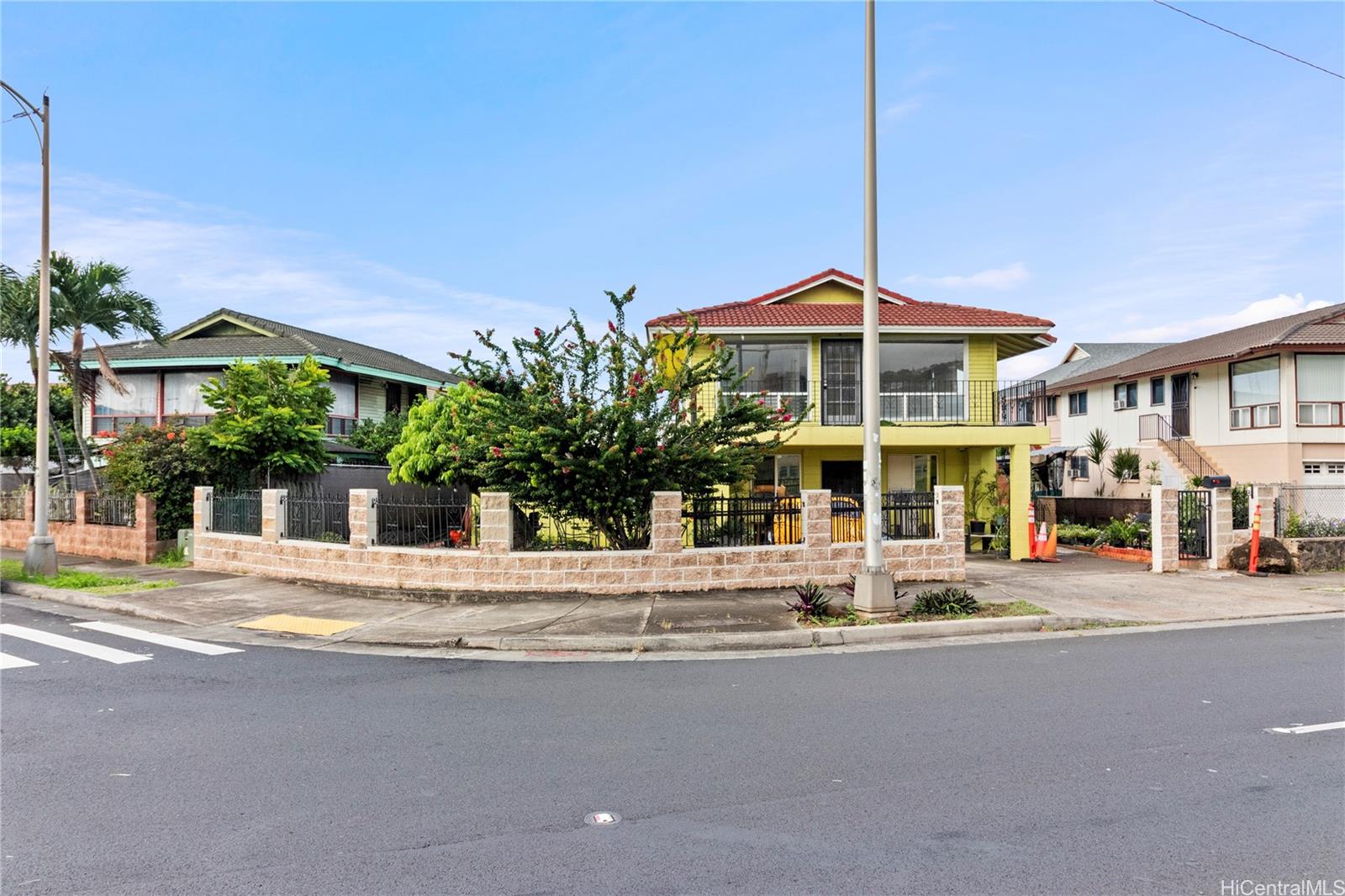 1141  Olomea St Kapalama, Honolulu home - photo 24 of 25