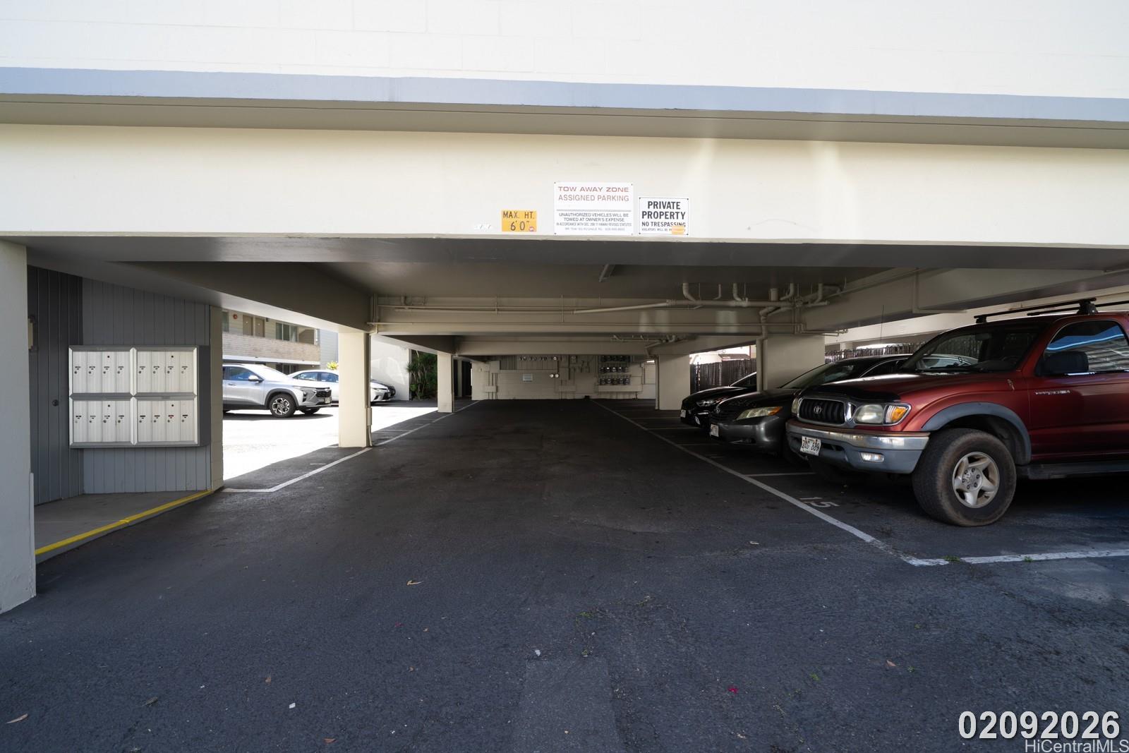 1145 Davenport St Honolulu - Rental - photo 2 of 19