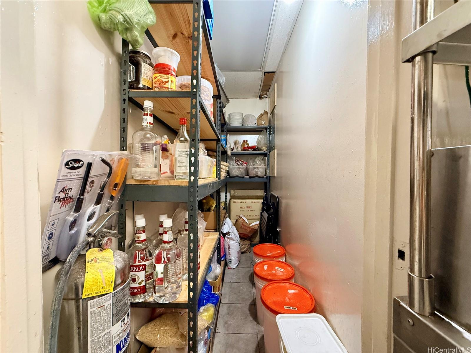 1145 Maunakea St Chinatown  - photo 14 of 18