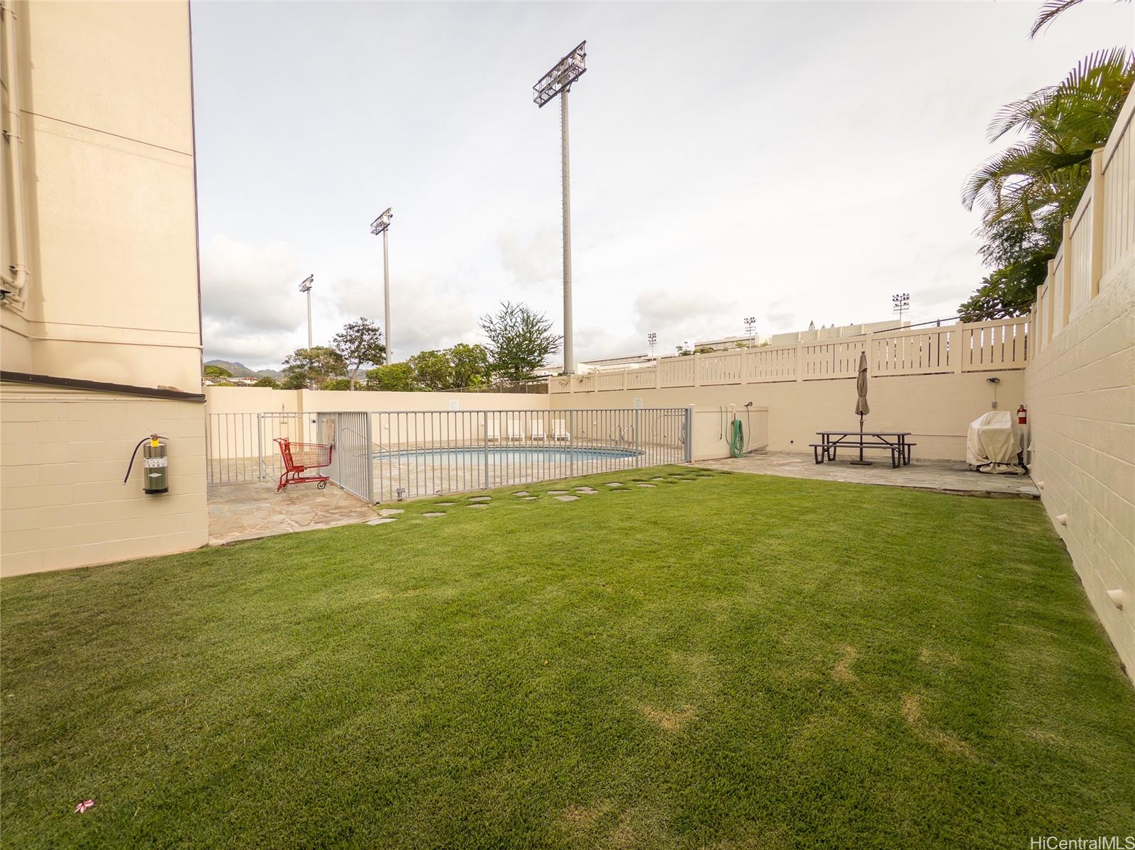 Lakecrest condo # PH2, Honolulu, Hawaii - photo 15 of 16