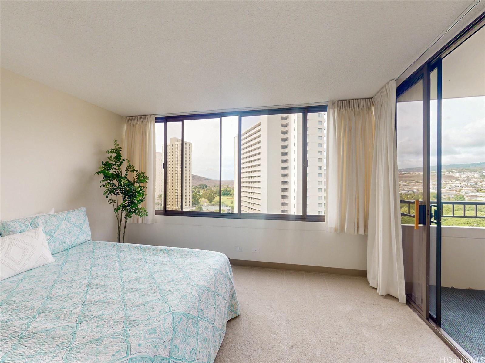 Lakecrest condo # PH2, Honolulu, Hawaii - photo 7 of 16