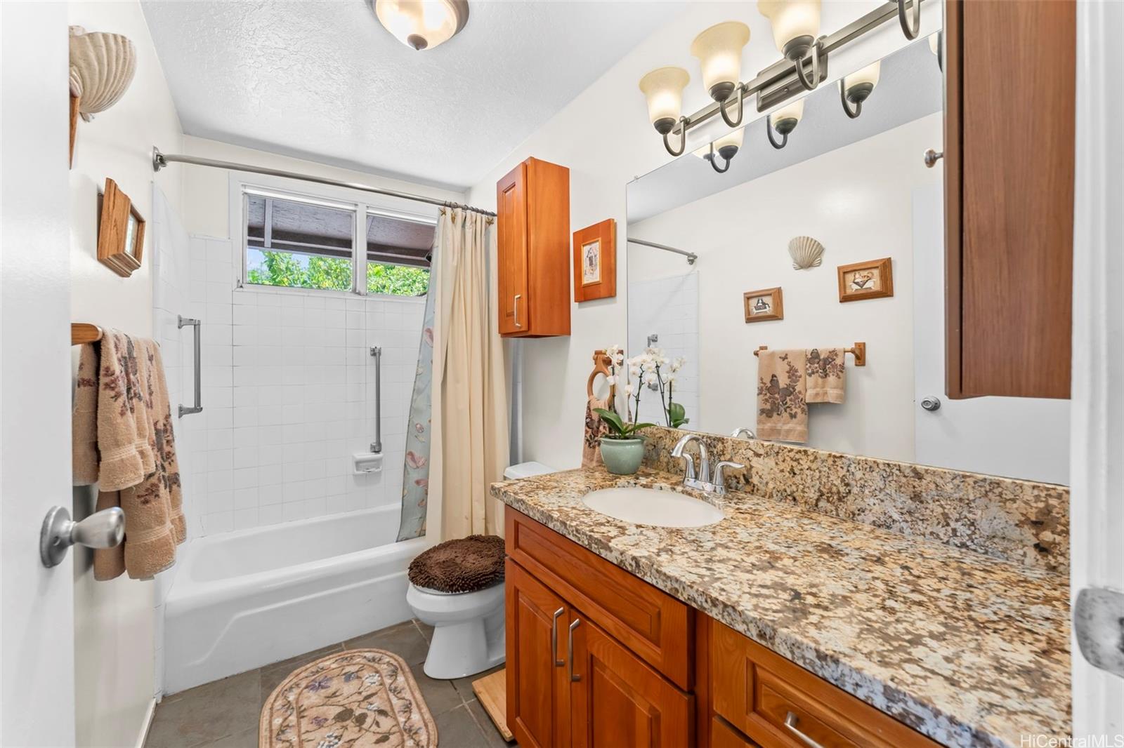 115  Aikahi Loop Aikahi Park, Kailua home - photo 6 of 25