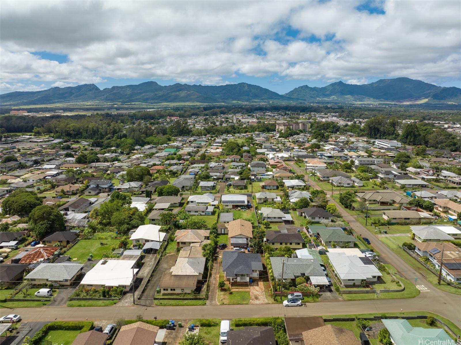 115  Makaweo Ave Wahiawa Area, Central home - photo 24 of 25