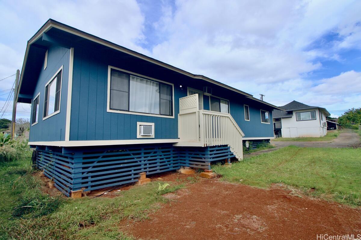 115  Makaweo Ave Wahiawa Area, Central home - photo 24 of 25