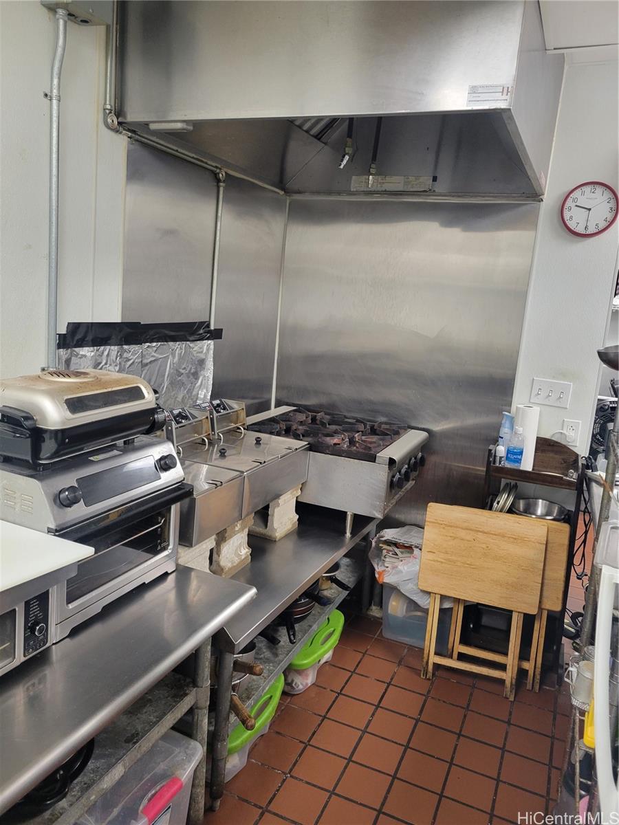 1150 S King St Honolulu Oahu commercial real estate photo6 of 6