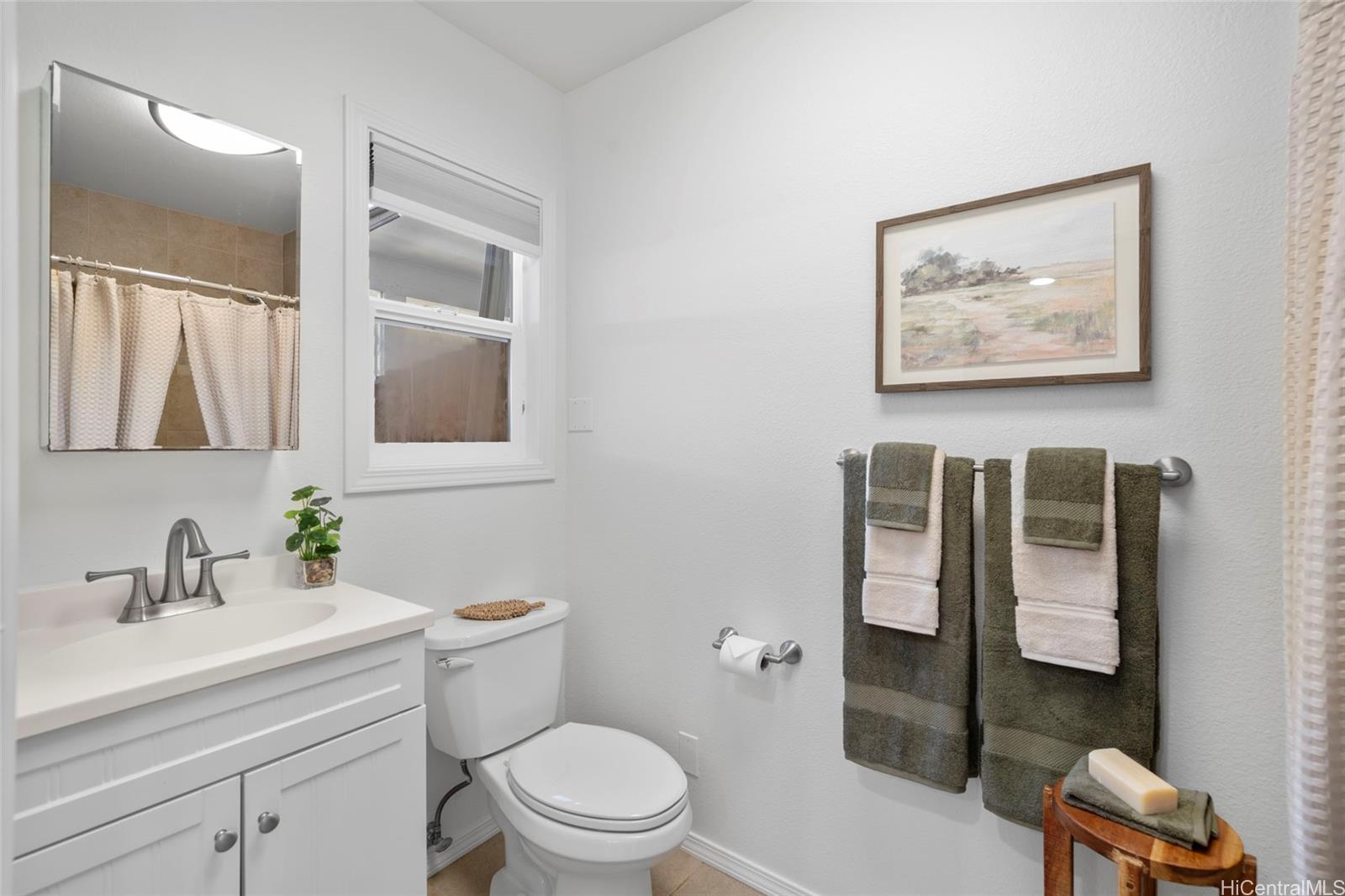 Mariners Village 3 condo # D, Honolulu, Hawaii - photo 10 of 24