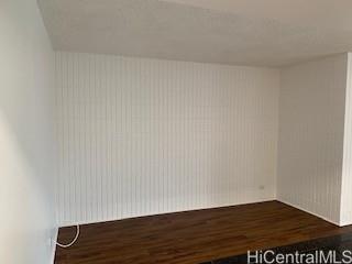 1155 Hassinger St Honolulu - Rental - photo 5 of 20
