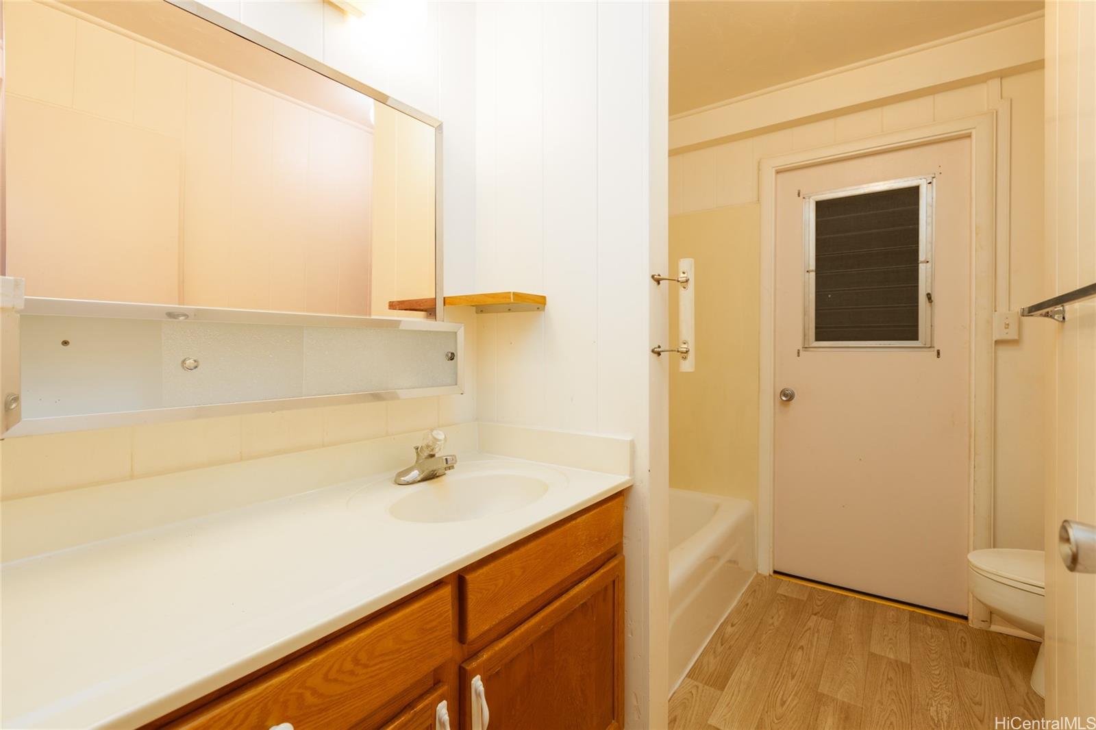 1157  Ala Aloalo Street Salt Lake, Honolulu home - photo 20 of 25