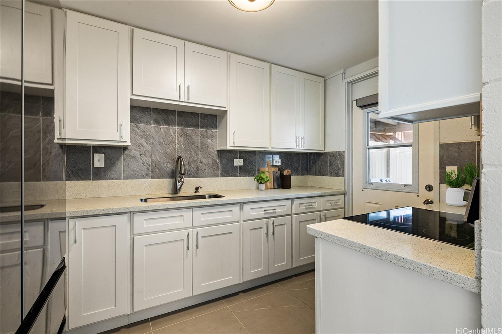 1158 Hoola Place townhouse # 5B, Pearl City, Hawaii - photo 5 of 15