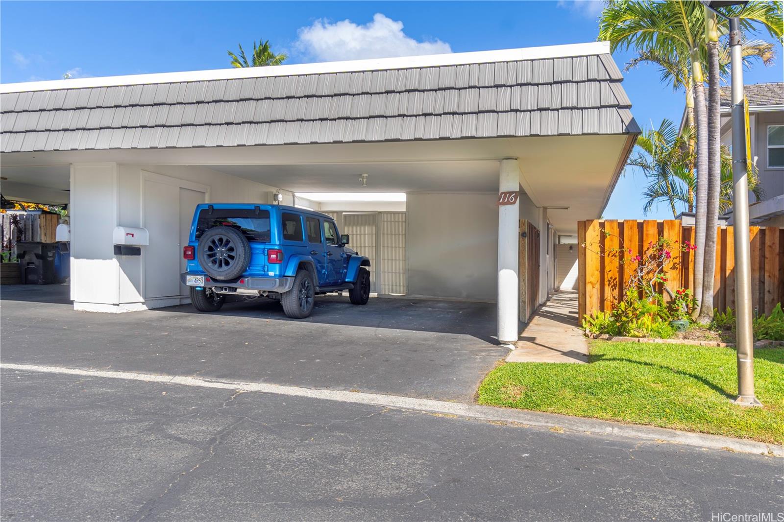 116 Opihikao Way townhouse # 1042, Honolulu, Hawaii - photo 24 of 25