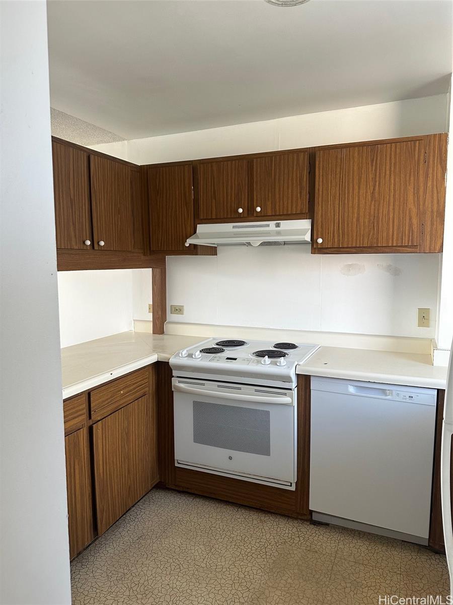 Greenview condo # 1104, Honolulu, Hawaii - photo 4 of 16