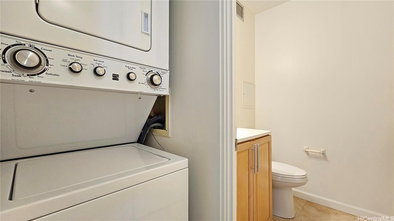 Greenview condo # 1701, Honolulu, Hawaii - photo 13 of 20