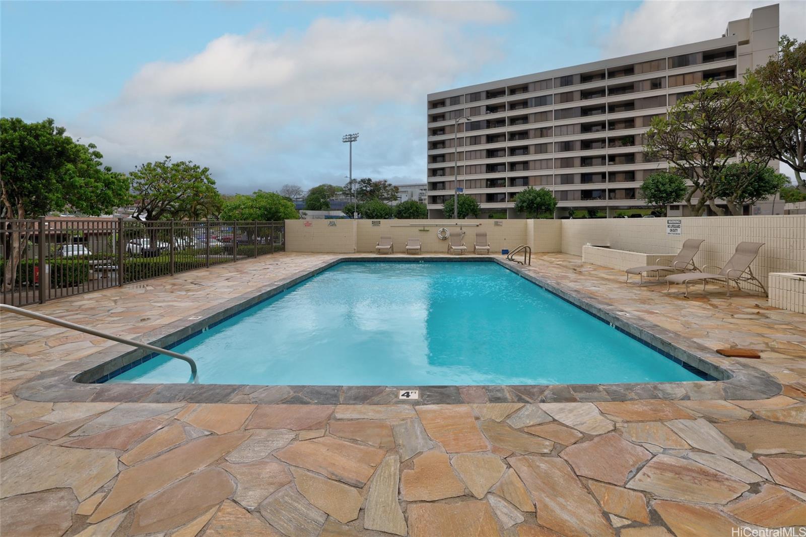 Greenview condo # 1806, Honolulu, Hawaii - photo 18 of 25