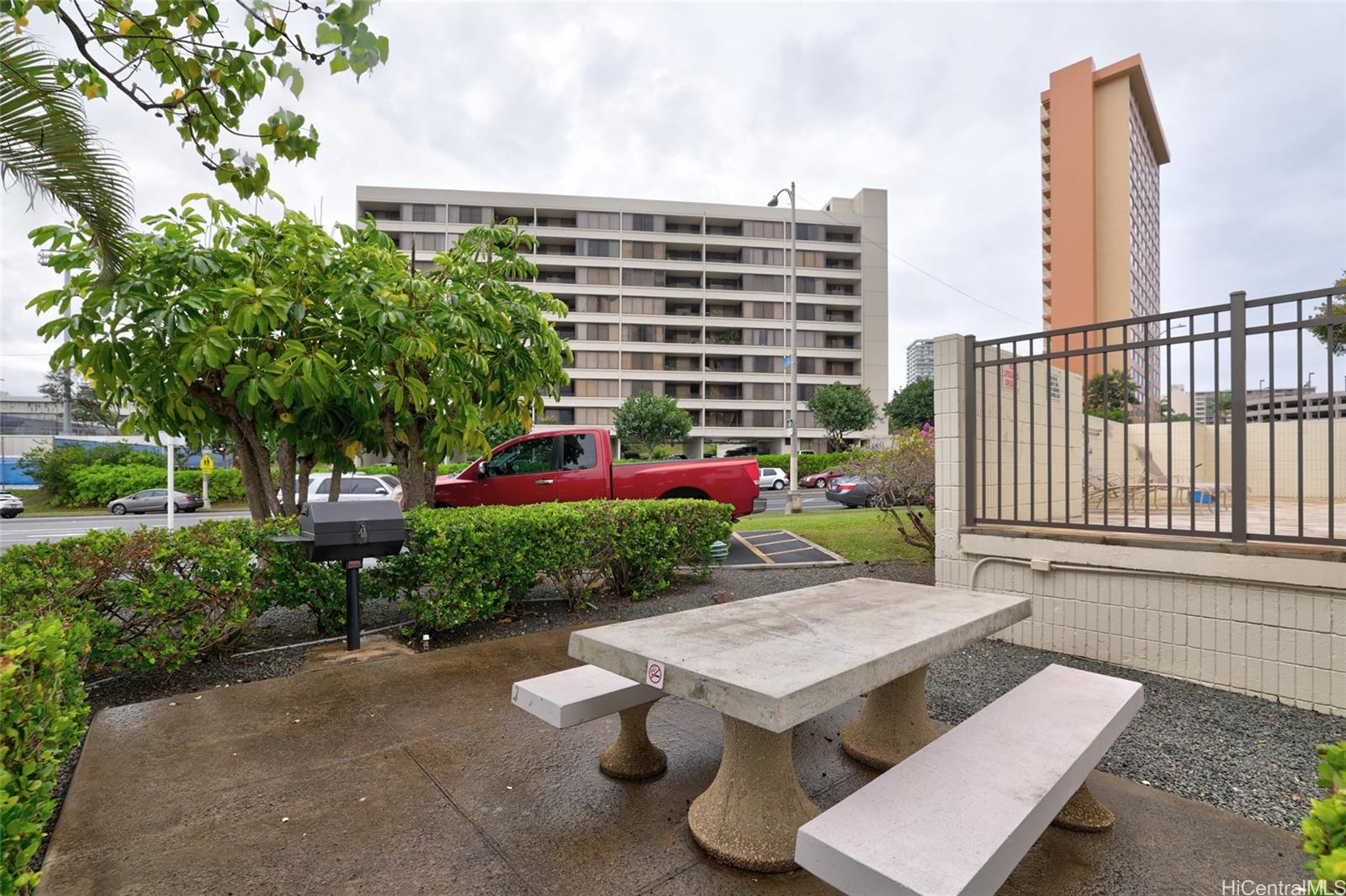 Greenview condo # 1806, Honolulu, Hawaii - photo 19 of 25