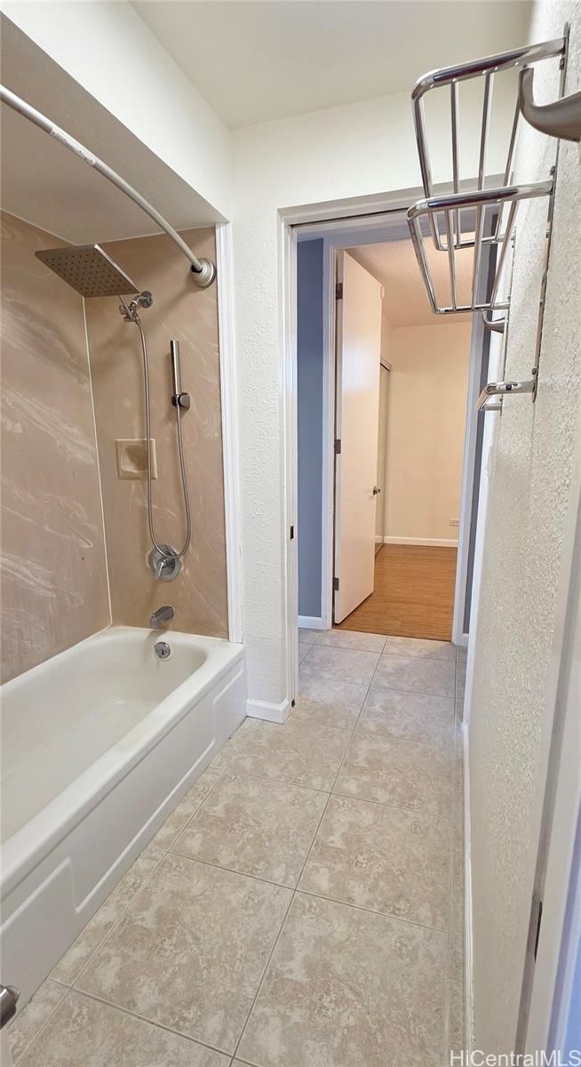 1160 Ala Napunani Street Honolulu - Rental - photo 15 of 22